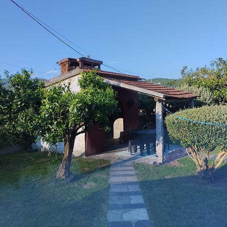 Casa De Valeria Villa Tomino Luaran gambar