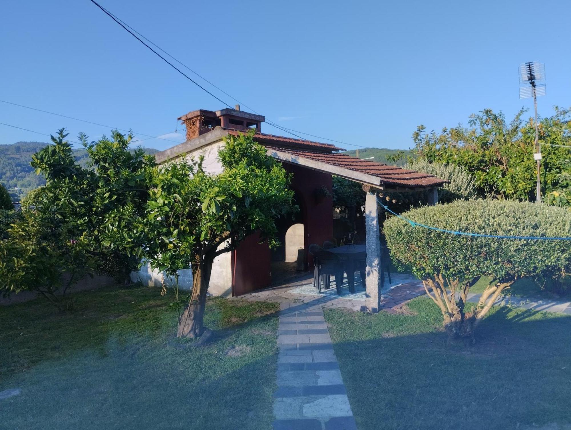 Casa De Valeria Villa Tomino Luaran gambar